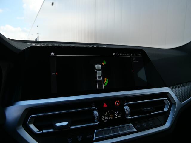 BMW 3-SERIE 320i 184pk Business Edition Automaat M-Sport / Apple Carplay / Navigatie
