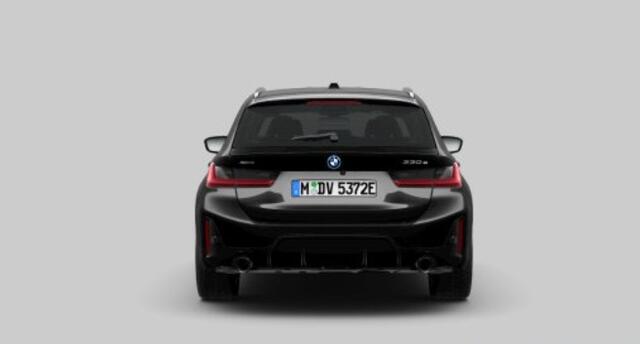 BMW 3-SERIE Touring 330e xDrive M Sport Pro - Panoramadak - Parking/Driving Assistant - Hifi - Active Cruise Control - Comfort Access - Elektrisch verwarmde/verstelbare stoelen - Getinte ruiten - Zonneschermen -