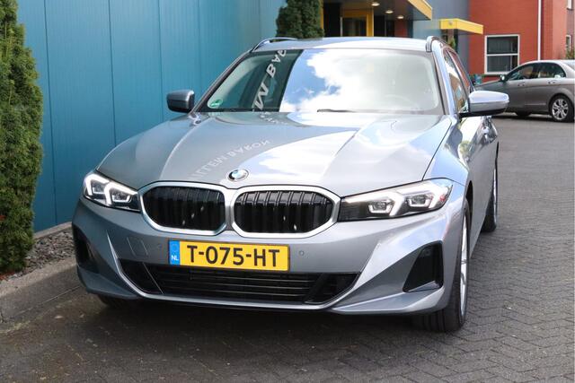 BMW 3-SERIE Touring 318i Aut. CARPLAY|ELEK.A.KLEP|NAV|LED|CRUISE|ECC|PDC|LMV Nieuwstaat!! 1'EIG