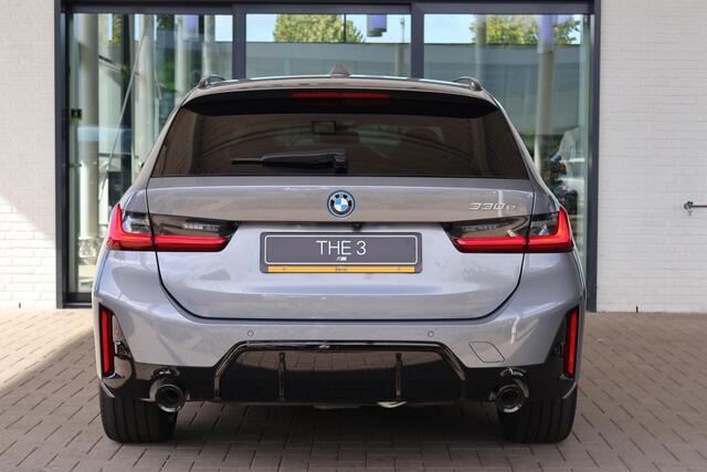 BMW 3-SERIE Touring 330e | M Sportpakket | Innovation Pack | Comfort Pack