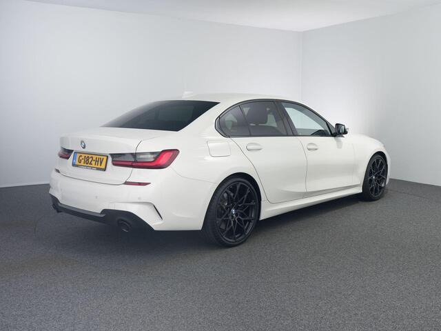 BMW 3-SERIE 320i Executive Edition | M-Sport | | 20inch Performance | M remmen |
