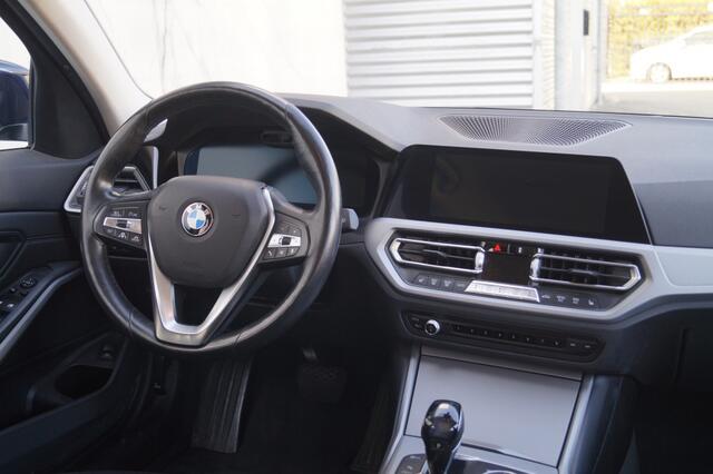 BMW 3-SERIE Touring 318i Automaat High Executive Edition -LEER-