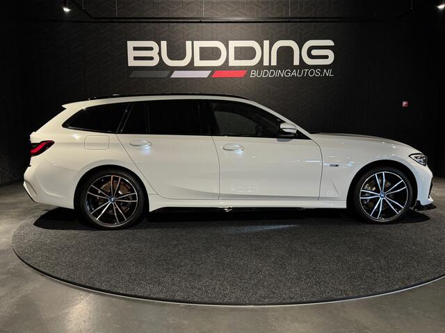 BMW 3-SERIE Touring 330e High Exe | M-performance | Pano | Trekhaak