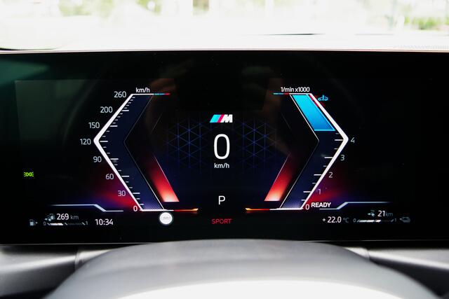 BMW 3-SERIE Touring 320e M-Sport 204 PK PHEV, Panoramadak, Camera, Memory, Head-Up