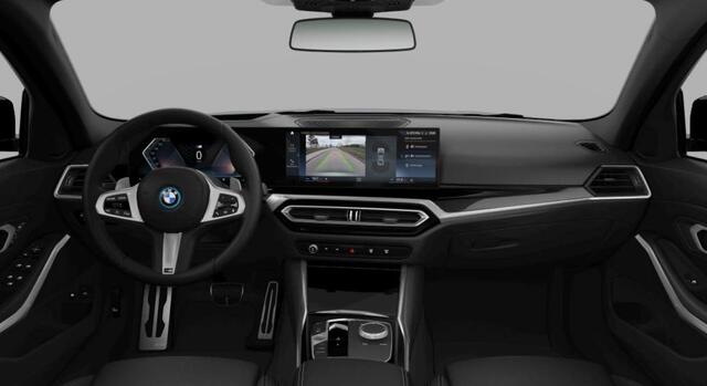 BMW 3-SERIE 330e xDrive M-Sport | Schuifdak | Head Up | Comfort Access