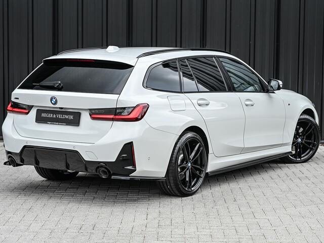 BMW 3-SERIE Touring 330e xDrive M-SPORT | FACELIFT | ACCU 19,5 kWh | ACTIVE CRUISE | HIFI AUDIO | CAMERA | FULL-LED | STUUR- EN STOELVERWARMING | EL. TREKHAAK