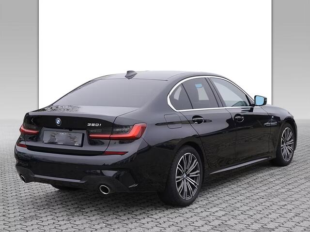 BMW 3-SERIE 320iA M-SPORT ** LED, LC Prof, NAVI+, LEDER, MEMORY-, SPIEGEL-, 18-inch LMV ** UNFALLFREI ** ** INFORMEER OOK NAAR ONZE AANTREKKELIJKE FINANCIAL-LEASE TARIEVEN **