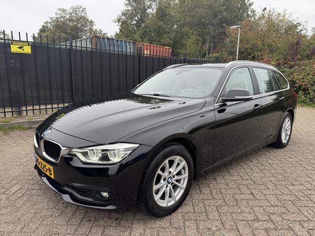 BMW 3-SERIE Touring 318i Autom/Tiptr Executive Leer/Navi/Clima/Cruise/Trekhaak