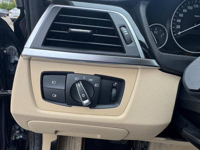 BMW 3-SERIE Touring 318i Autom/Tiptr Executive Leer/Navi/Clima/Cruise/Trekhaak