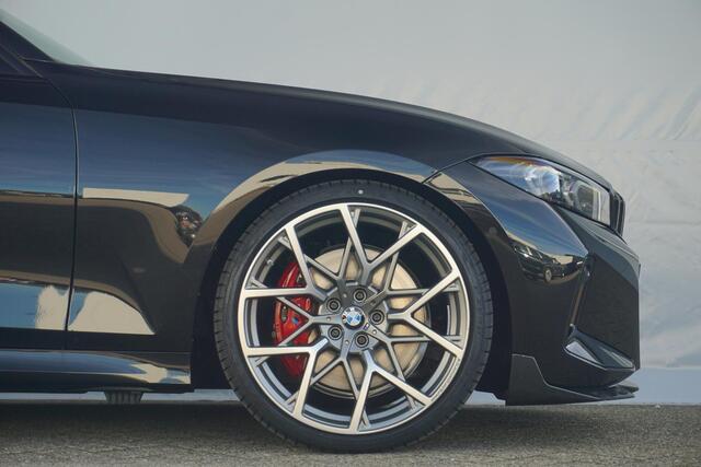 BMW 3-SERIE Touring 330e M Sport Pro | Trekhaak / Harman Kardon / Elektrische Stoelen met geheugen / Comfort Access