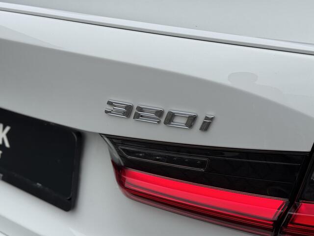 BMW 3-SERIE 320i High Executive