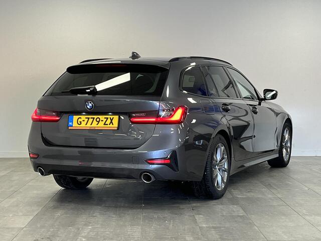 BMW 3-SERIE Touring 320i Sport Line Executive | ORG.NL | LEDER | CARPLAY |