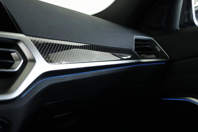 BMW 3-SERIE Touring 330e xDrive M-Sport Panorama / Opendak / ACC / Cam / Carbon / CarPlay