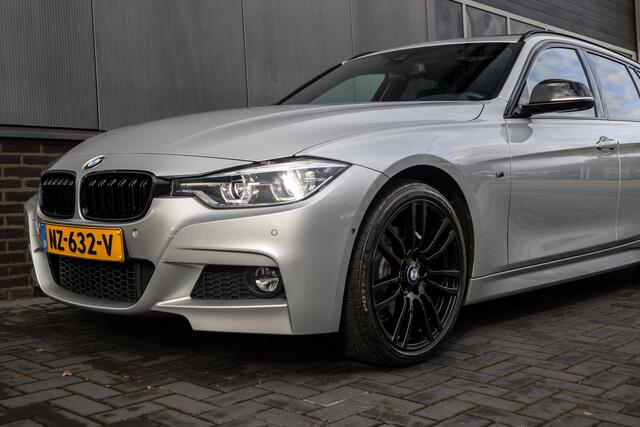BMW 3-SERIE Touring 330i 252 pk Centennial High Executive M-Sportpakket / NL-Auto/ Pano-Dak/ Keyless/ Head-Up/ 360-Camera/ Sport-Stoelen/ Stoel.Verw/ Led-Xenon/ 19'' LMV