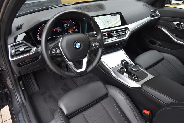 BMW 3-SERIE 318i Executive Edition * Sportstoelen * Hifi * Sfeerverlichting * Sportline uitvoering *