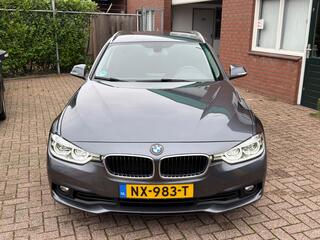 bmw-3-serie-touring-318i-executive