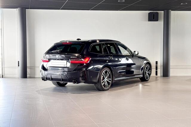 BMW 3-SERIE Touring 320e | M Sport | Glazen Panoramadak | Stoelverwarming | Comfort Access | HIFI |