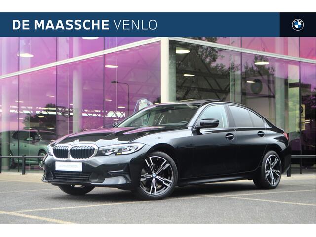 BMW 3-SERIE 320i High Executive Automaat / Schuif-kanteldak / Sportstoelen / Stoelverwarming / Airconditioning / Cruise Control / PDC / Live Cockpit Professional