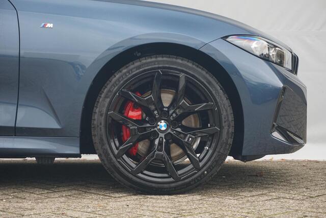 BMW 3-SERIE Touring 330e M Sportpakket Pro 19'' / Harman Kardon / Panoramadak / Driving Assistant Professional