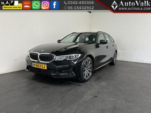BMW 3-SERIE Touring 320i High Executive