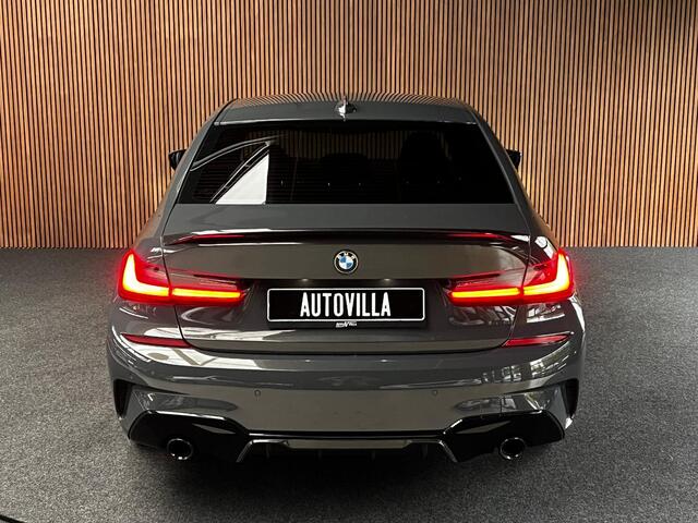 BMW 3-SERIE 320i M-sport Head Up Leer Navi PDC Virtual 20'' LM velgen Climate voor en achter Matrix