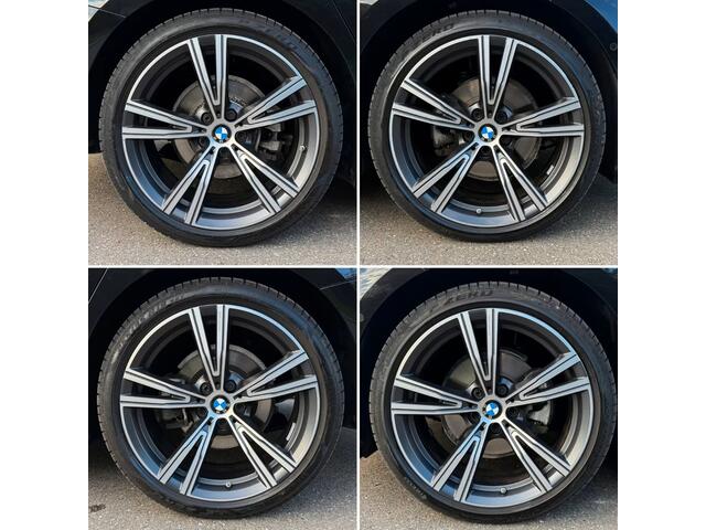 BMW 3-SERIE Touring 320d xDrive M-SPORT ** LED, NAVI+, LEDER, PANORAMA, H&K, HuD, TREKH, 19-inch LMV ** 1e EIG - UNFALLFREI ** ** INFORMEER OOK NAAR ONZE AANTREKKELIJKE FINANCIAL-LEASE TARIEVEN **