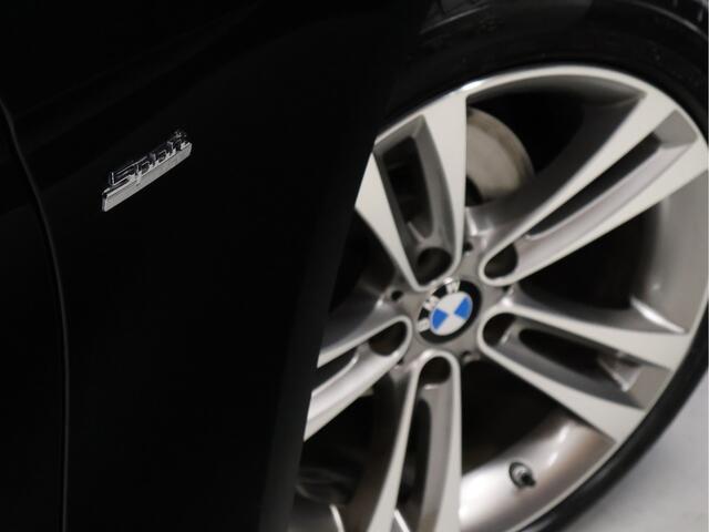 BMW 3-SERIE Touring 318i M-Sport [M SPORTSTUUR, GROOT NAVIGATIE, APPLE CARPLAY, PDC ACHTER, LED, TREKHAAK AFNEEMBAAR, CRUISE, CLIMATE, NIEUWSTAAT]