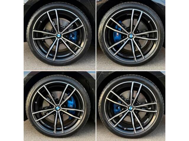 BMW 3-SERIE Touring 320d xDrive M-SPORT ** LED, NAVI+, HALF-LEDER, PANO, H&K, HuD, TREKH, 19-inch LMV ** 1e EIG - UNFALLFREI ** ** INFORMEER OOK NAAR ONZE AANTREKKELIJKE FINANCIAL-LEASE TARIEVEN **