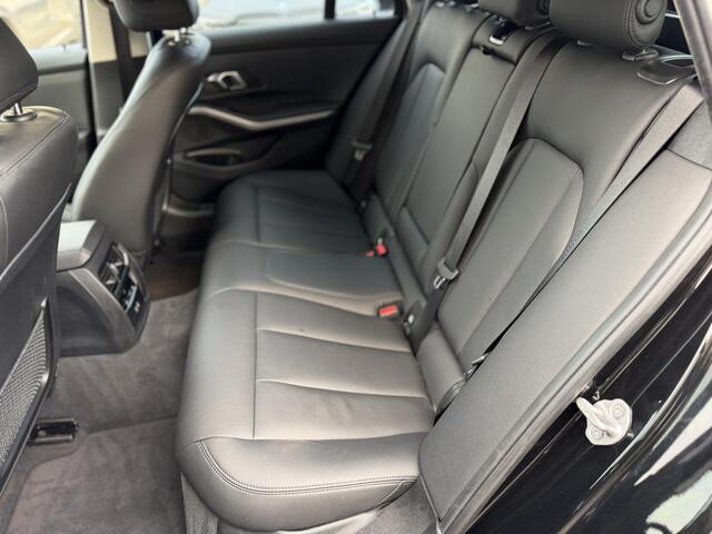 BMW 3-SERIE Touring 320e LCI Widescreen