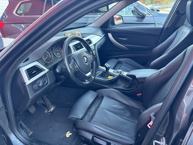 BMW 3-SERIE Touring 316d Executive TREKHAAK / FULL LED / SPORTSTOEL / LEDER / NAVI / AIRCO / PDC / BLUETOOTH / CRUISE