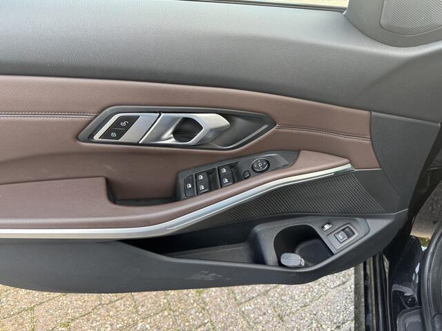 BMW 3-SERIE Touring 320e Business Edition Plus Sportleer/CarPlay/Laser