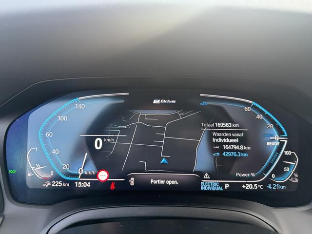 BMW 3-SERIE Touring 320e Business Edition Plus Sportleer/CarPlay/Laser