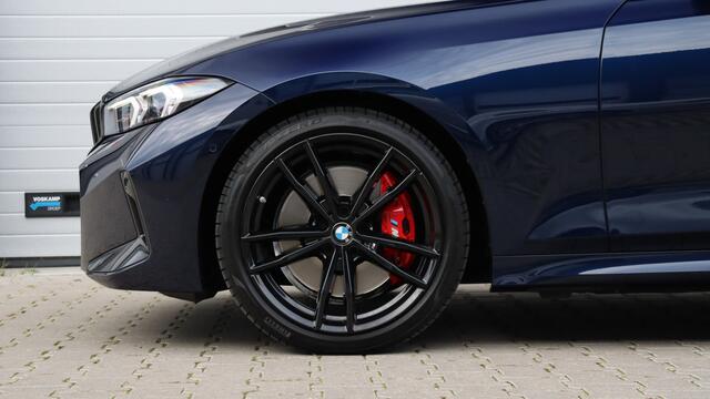 BMW 3-SERIE Touring 330i M-Sport Pro | Harman/Kardon | Panoramadak | Head-up | Trekhaak | M Sportstoelen | Carbon