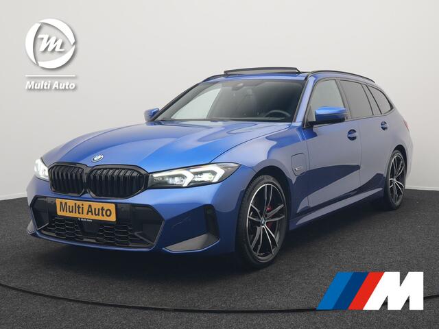 BMW 3-SERIE Touring 330e M Sport Pro Plug In Hybrid 292pk Dealer O.H. PHEV | Widescreen Navi | Trekhaak Af Fabriek | Panodak | Adaptive Cruise | Camera | Alcantara Sportstoelen Memory & Verwarmd | Sfeerverlichting | Apple Carplay | Stuur Verwarmd | Navigatie |