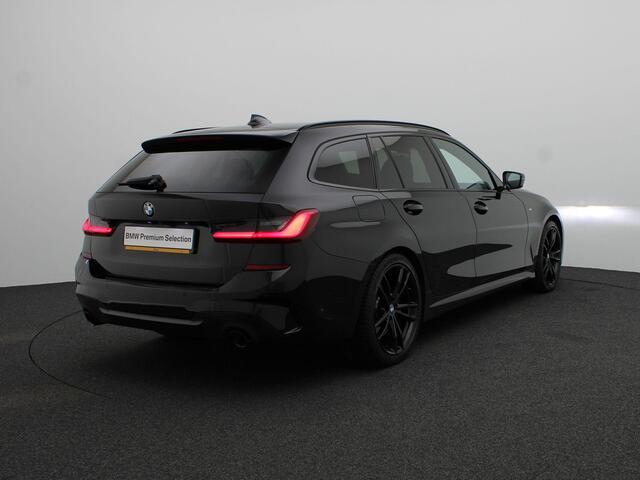 BMW 3-SERIE Touring 318i High Executive | M Sport Plus Pack | Parking Pack | Audio Media Pack | Stuurwielrand Verwarmd | Head-Up Display | DAB | HiFi | 19''