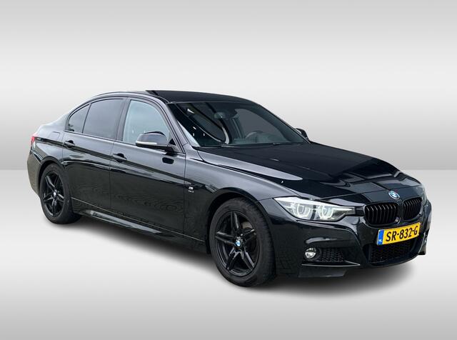 BMW 3-SERIE 320i Edition M Sport / Trekhaak / Leder / Navigatie / 18'' / Stoelverwarming / Cruise Control