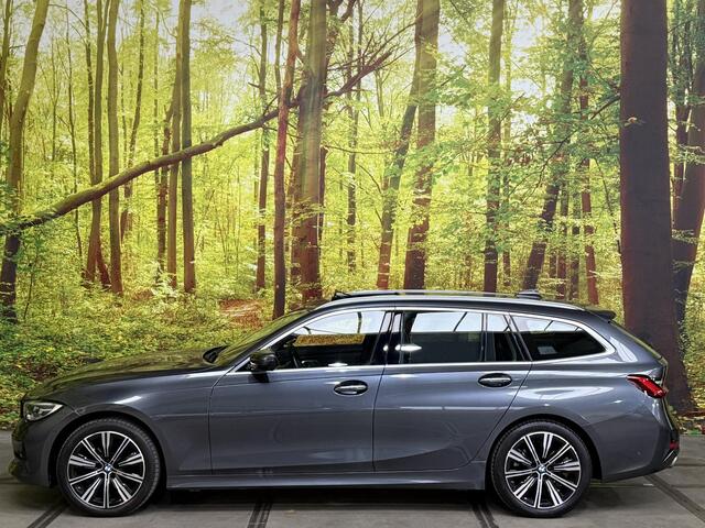 BMW 3-SERIE Touring 318i High Executive Edition Sport Line Automaat Panodak Head Up Leder LED Elek. Klep Camera