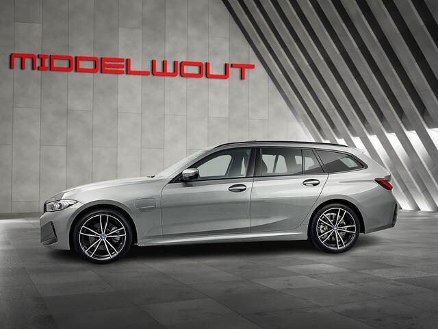 BMW 3-SERIE Touring 330e xDrive M-Sport Pano-dak/Leder/Adapt.Cruise/19'LMV