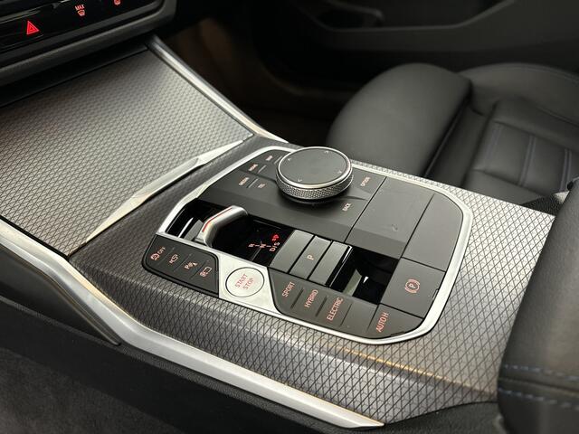 BMW 3-SERIE Touring 330e xDrive M-Sport Pano-dak/Leder/Adapt.Cruise/19'LMV