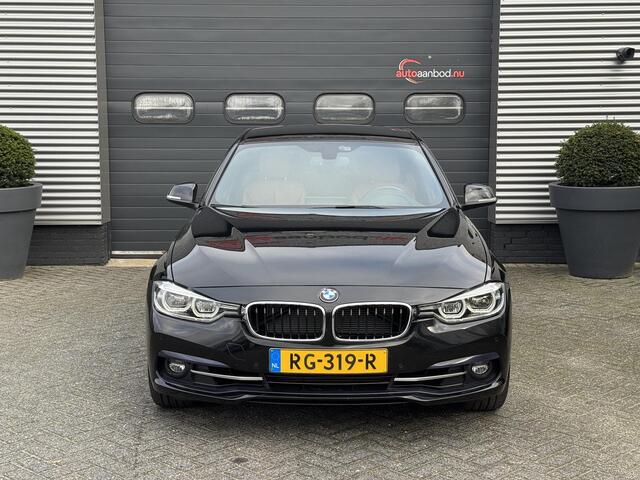 BMW 3-SERIE 320i Corporate Lease High Executive | Navigatie | Privacy Glass | Lichtmetalen Velgen | Climate Control | Xenon |