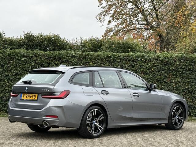 BMW 3-SERIE Touring 320e | Camera | Sportstoel. | Leder