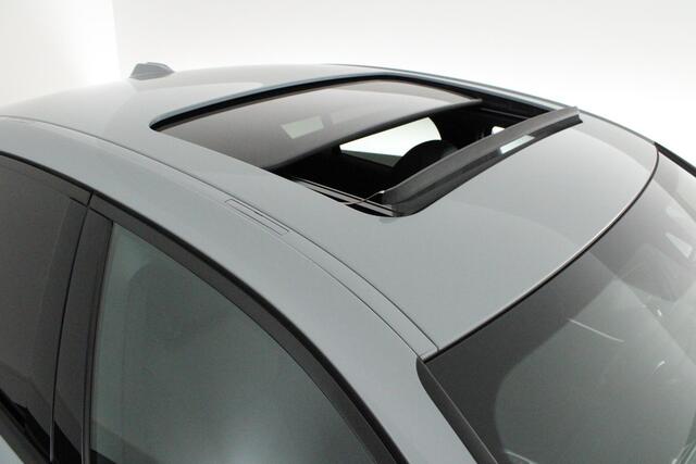 BMW 3-SERIE 320e 204pk M-Sport Trekhaak Camera Keyless Memory Schuifdak Navigatie