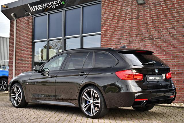 BMW 3-SERIE Touring 340i xDrive M-Sport | Pano | Citrinschwarz | NL-auto | Vol