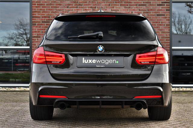 BMW 3-SERIE Touring 340i xDrive M-Sport | Pano | Citrinschwarz | NL-auto | Vol