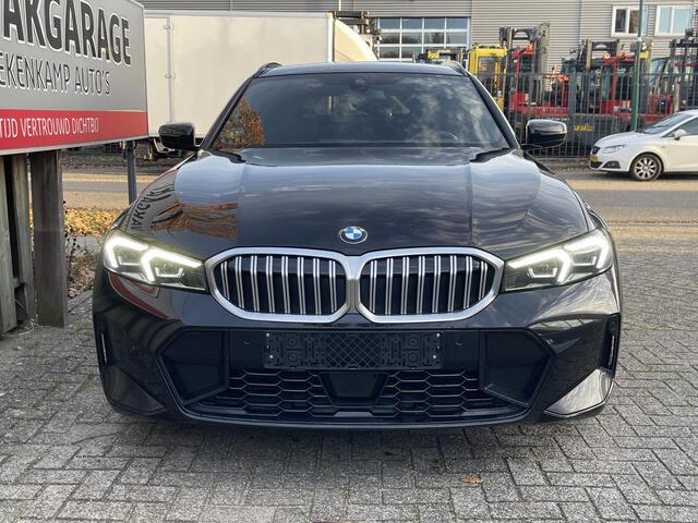 BMW 3-SERIE Touring 330i M Sport 18"/Adaptieve cruise/Sportstoelen/Stoelverwarming/HiFi/Sfeerverlichting/Camera/Apple Carplay & Android Auto/Elektrische klep
