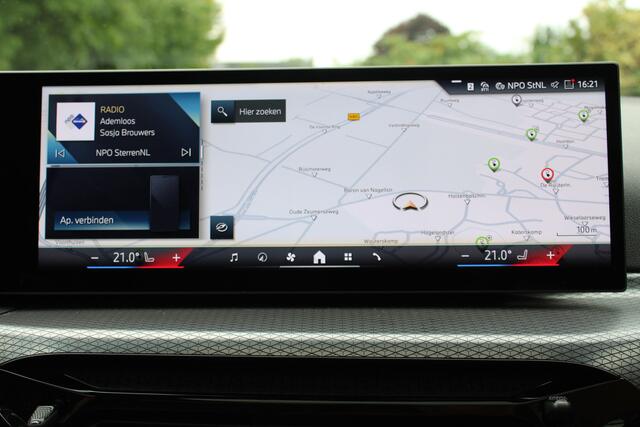 BMW 3-SERIE Touring 330e PANO LED LEER VOLLL M-SPORT M-PAKKET 17000KM!!!