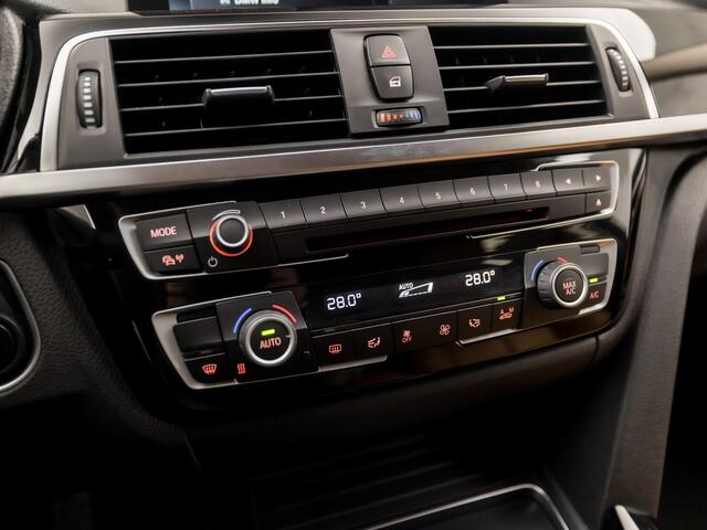 BMW 3-SERIE 330e Sportline 252Pk Automaat (GROOT NAVI, BLACK EDITION, CLIMATE, CAMERA, COGNAC LEDER, SPORTSTOELEN, GETINT GLAS, CRUISE, NIEUWE APK, NIEUWSTAAT)