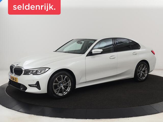 BMW 3-SERIE 318i Sport Line | Carplay | Camera | Sportstoelen | Sfeerverlichting | Live Cockpit | Navigatie | Full LED | Half leder | Park Assist | Climate control | DAB | Cruise control | Bluetooth