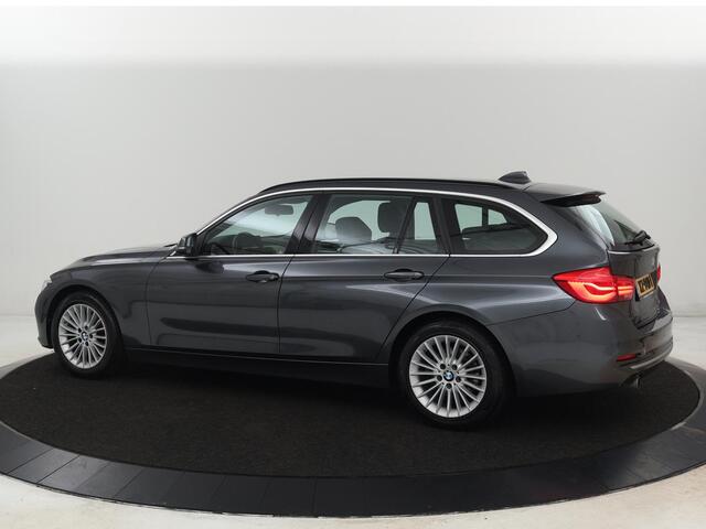 BMW 3-SERIE 318i Luxury Edition | Leder | Stoelverwarming | Full LED | Navigatie | Parkeerhulp | Climate control | Bluetooth | Cruise control