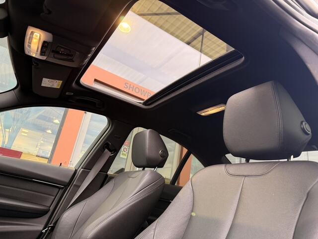 BMW 3-SERIE 330e M-Sport | Head-Up | Cruise | Stoelverwarming | 360 | Leder | Schuif/Kantel | Harman/Kardon |